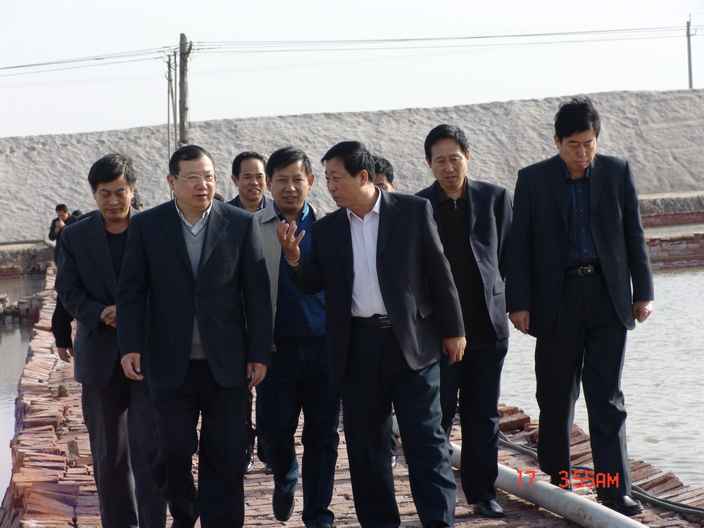 �D�鹫˾�hί��ӛ�������L(zh��ng)�������������������Bԭ�}���a(ch��n)��r